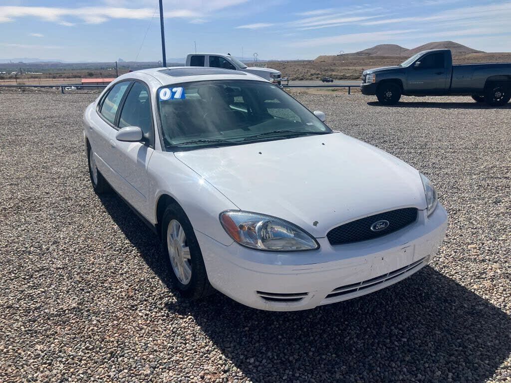 2007 FORD Taurus