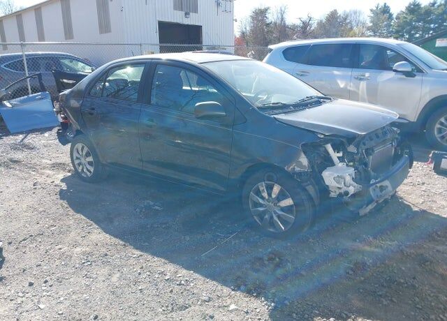 2009 TOYOTA Yaris