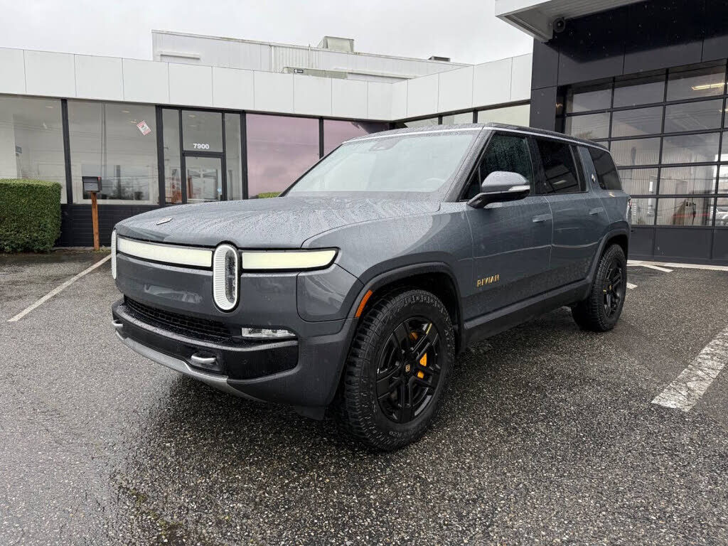 2023 RIVIAN R1S