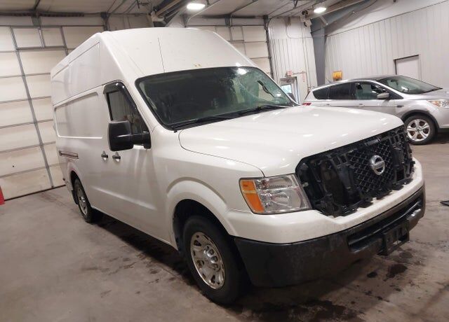 2017 NISSAN NV