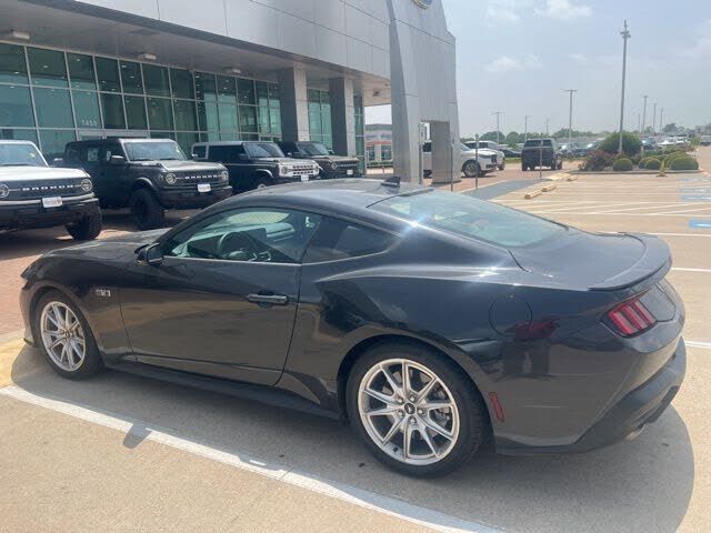 2024 FORD Mustang