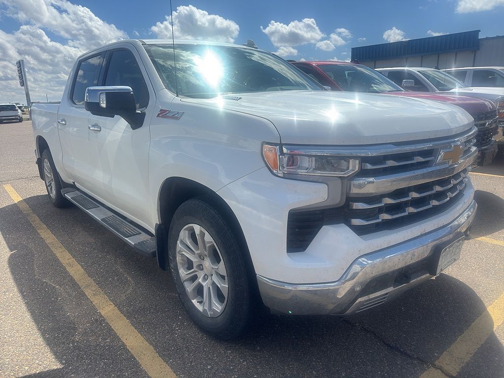2023 CHEVROLET Silverado