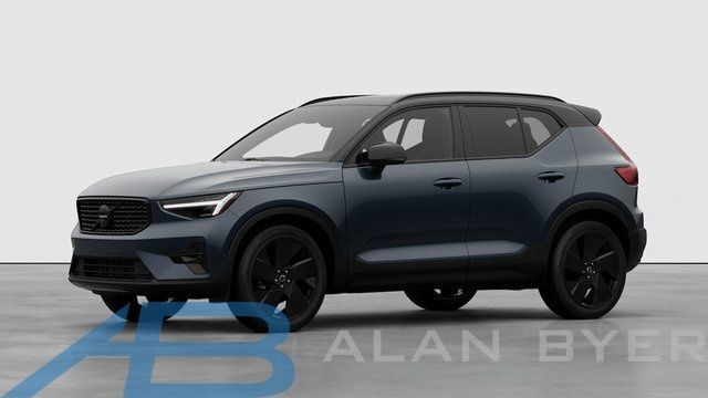 2026 VOLVO XC40