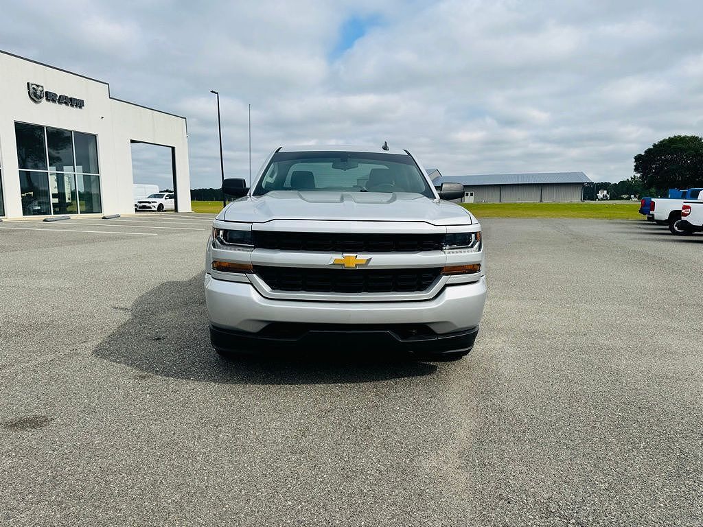 2018 CHEVROLET Silverado