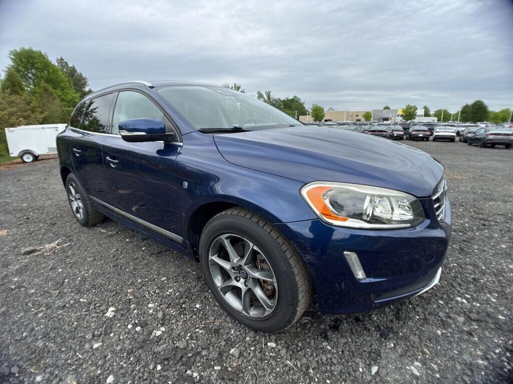 2015 VOLVO XC60