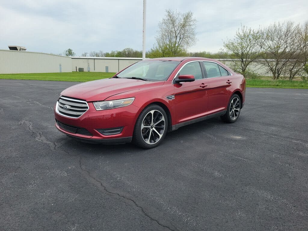 2015 FORD Taurus