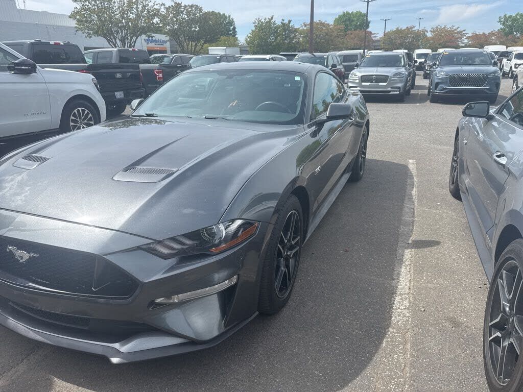 2019 FORD Mustang