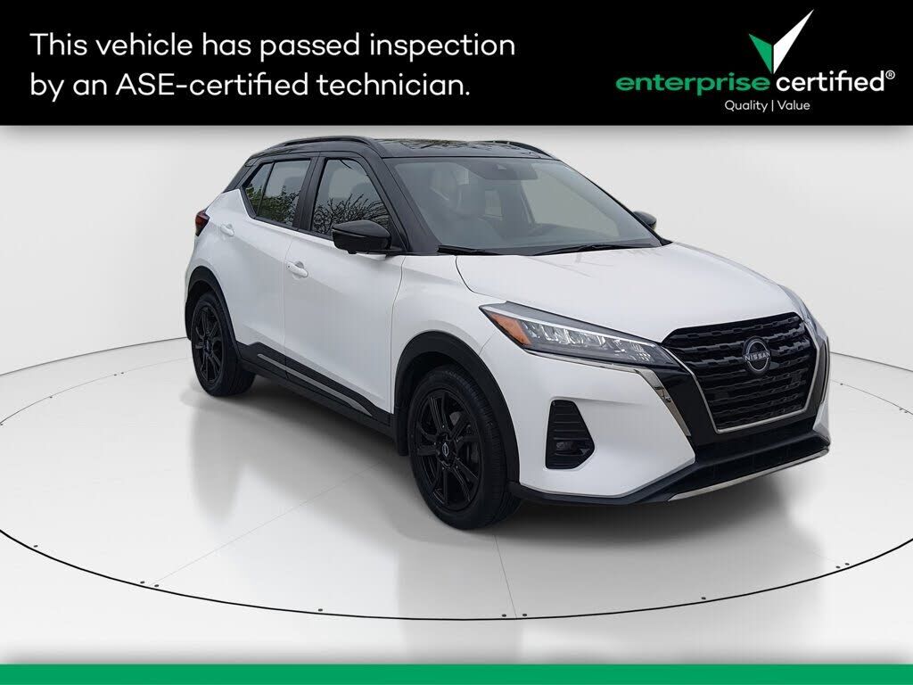 2023 NISSAN Kicks