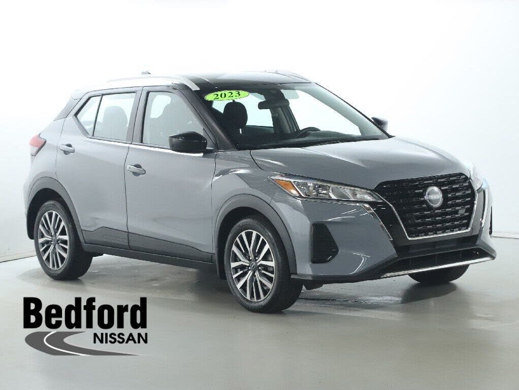2023 NISSAN Kicks