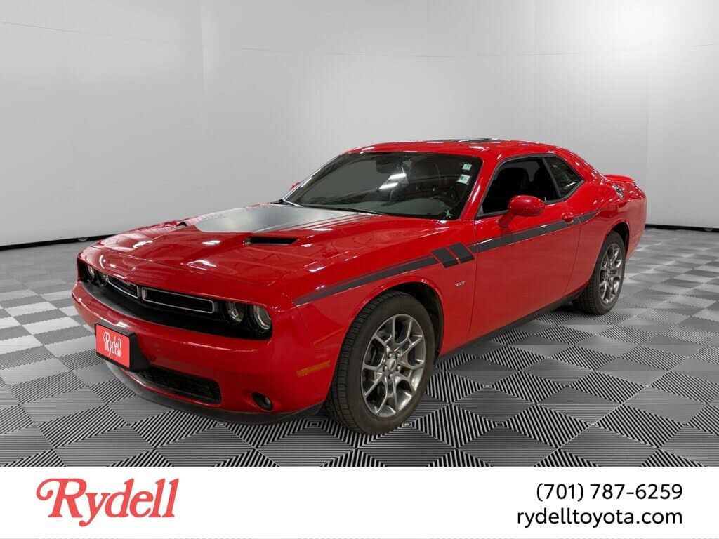 2017 DODGE Challenger