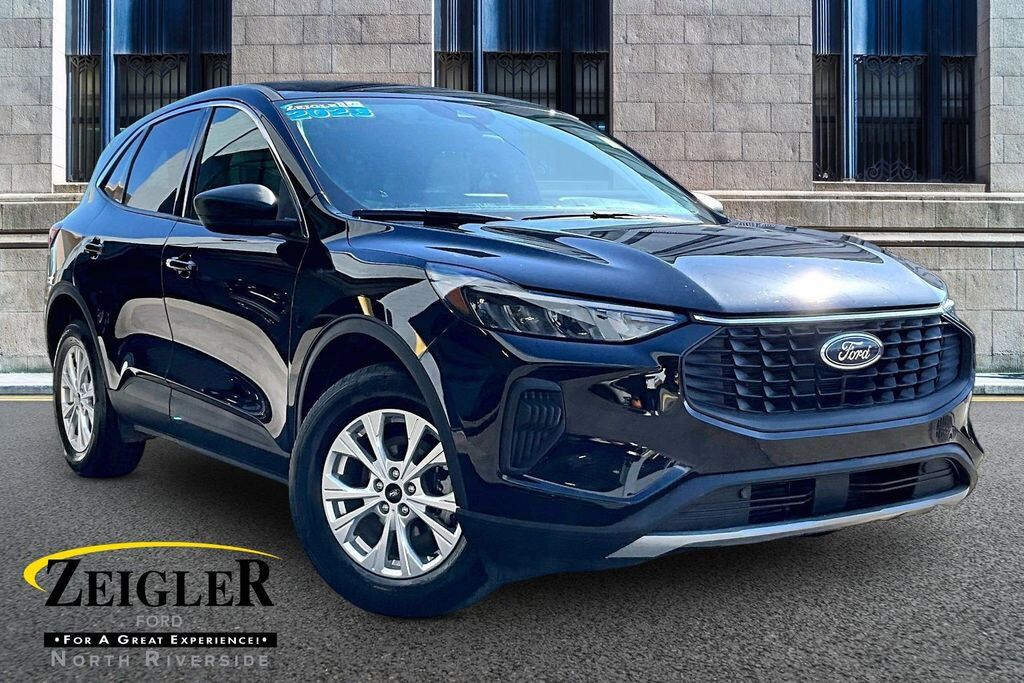 2023 FORD Escape