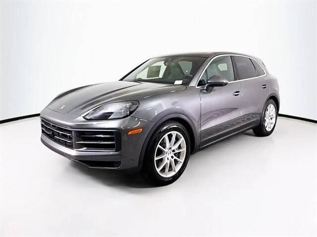 2025 PORSCHE Cayenne