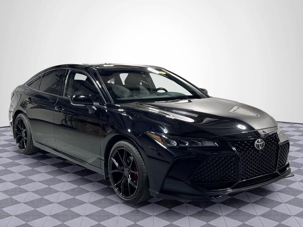 2019 TOYOTA Avalon