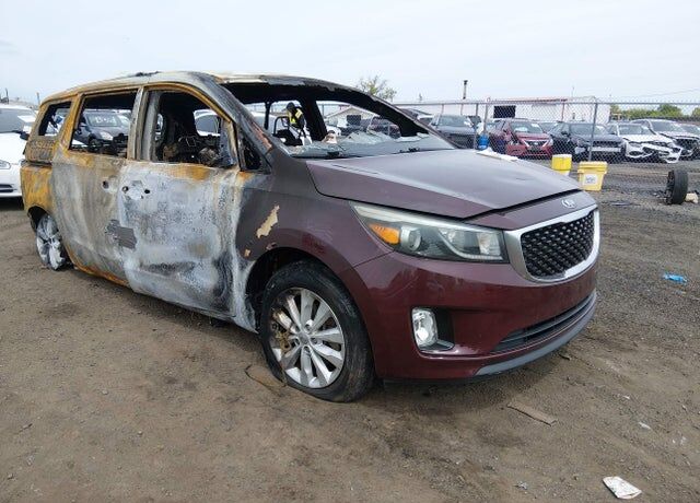 2015 KIA Sedona