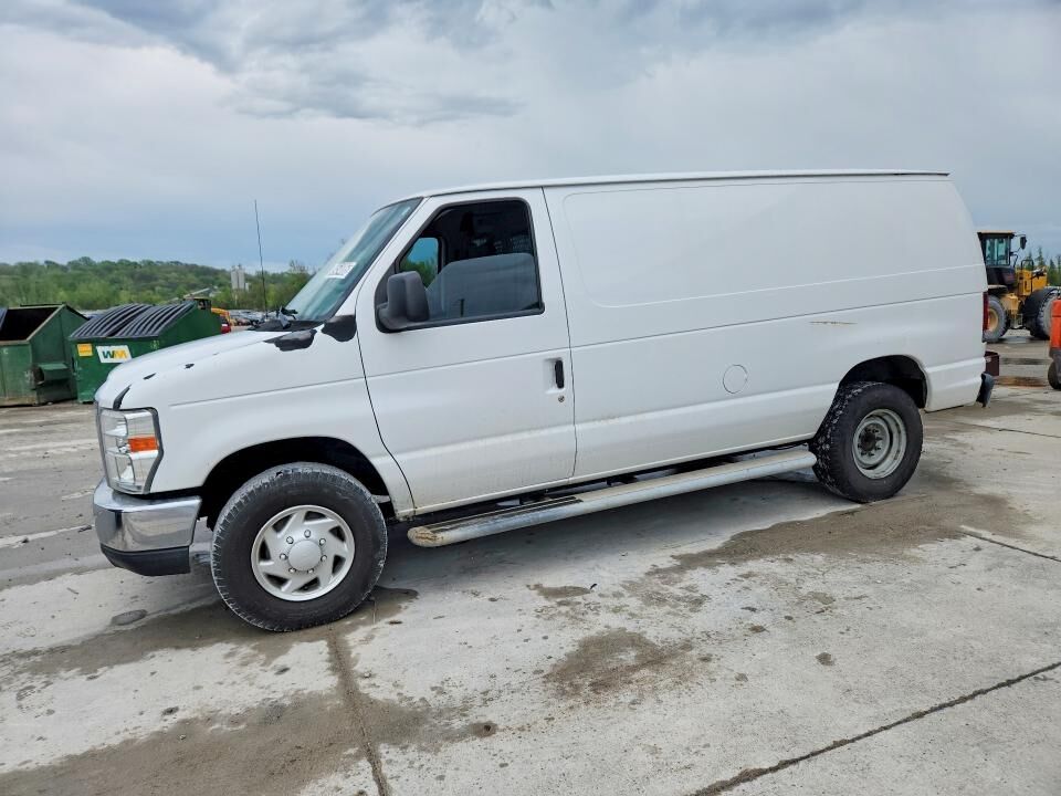 2013 FORD E-250