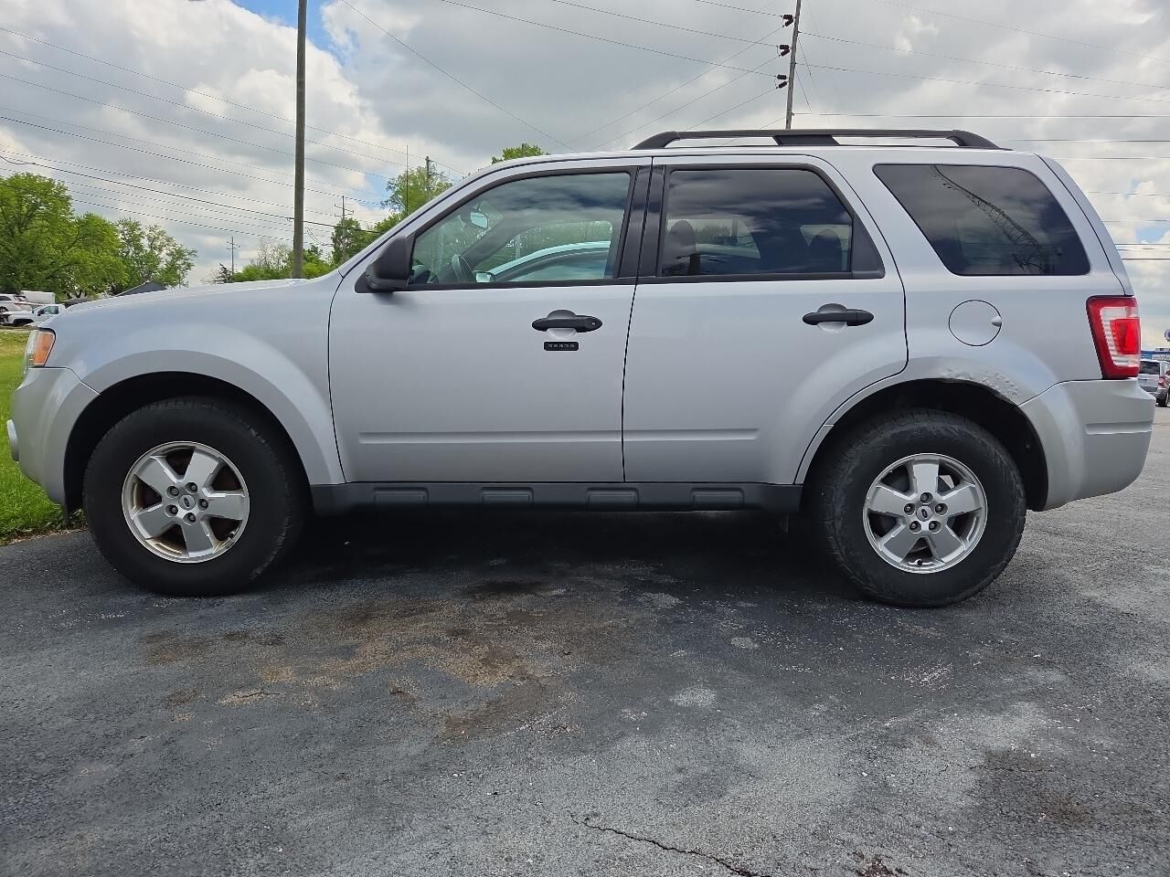 2011 FORD Escape
