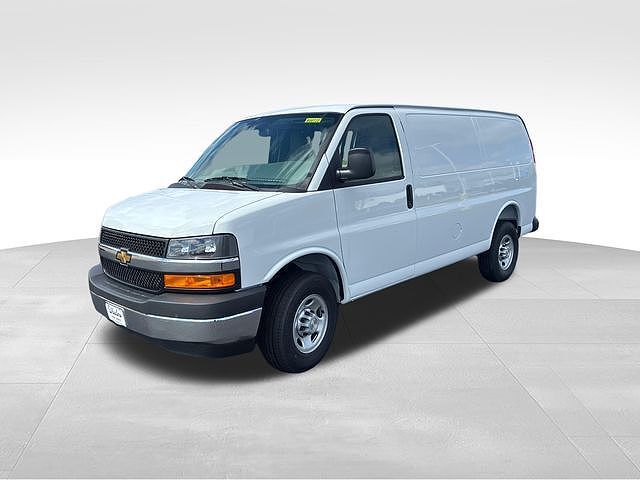 2026 CHEVROLET Express