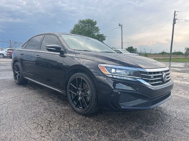 2022 VOLKSWAGEN Passat