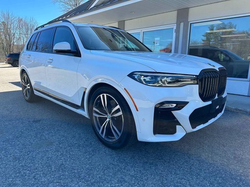 2021 BMW X7