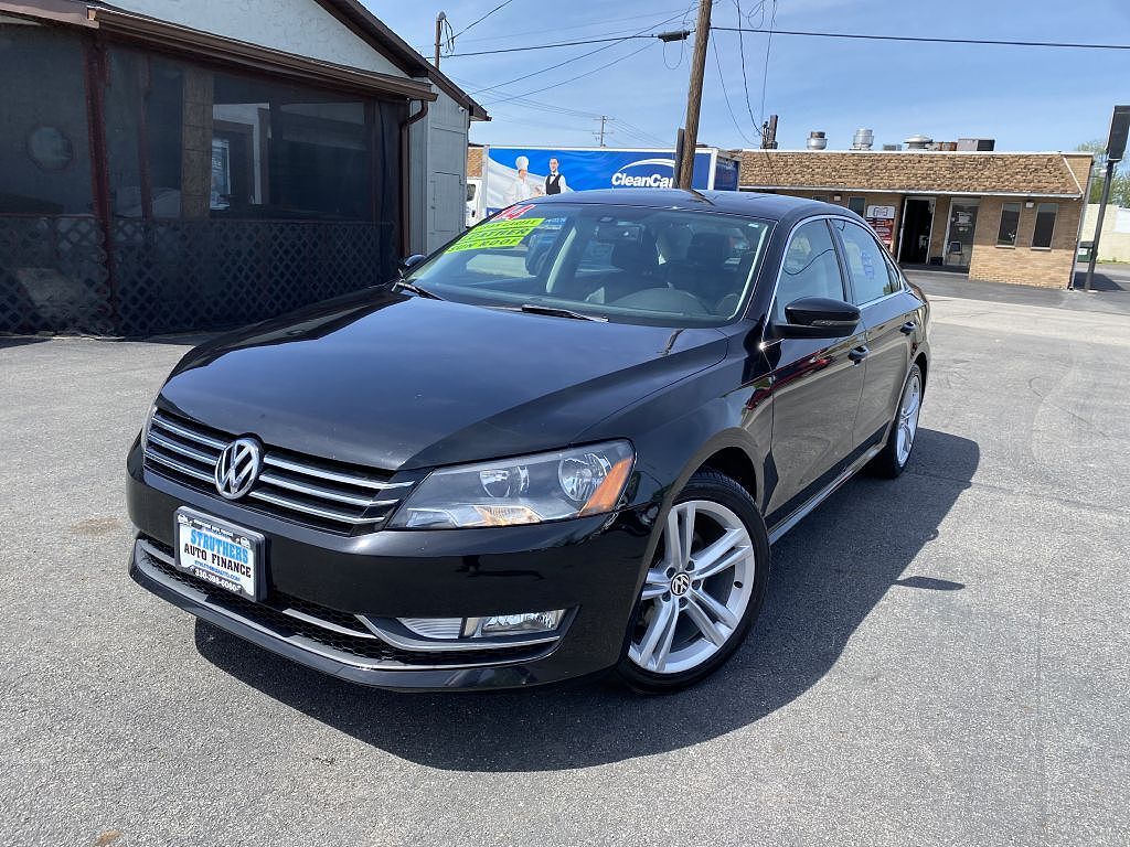 2014 VOLKSWAGEN Passat