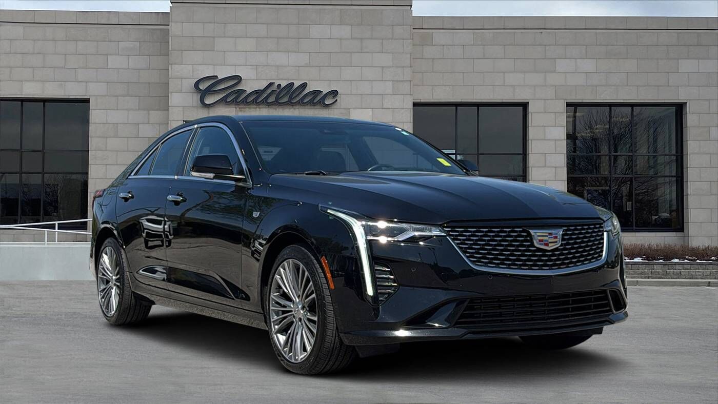 2022 CADILLAC CT4