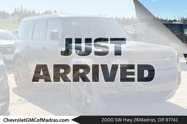 2024 LAND ROVER Defender