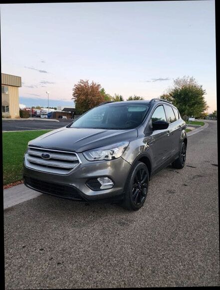 2017 FORD Escape
