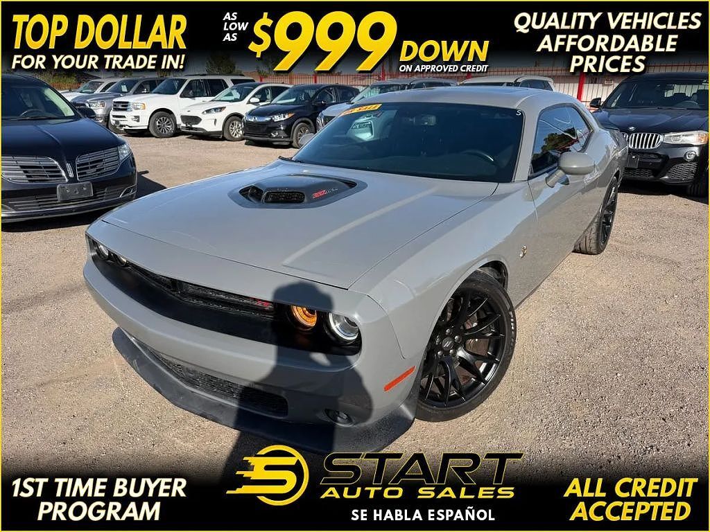 2017 DODGE Challenger