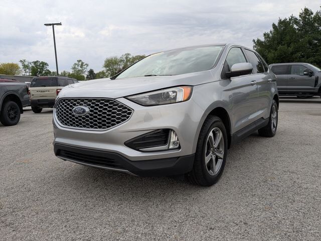 2023 FORD Edge