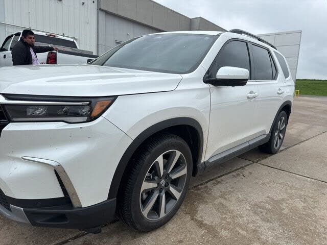 2025 HONDA Pilot