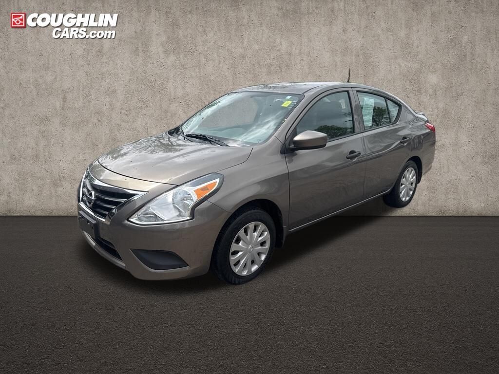 2016 NISSAN Versa