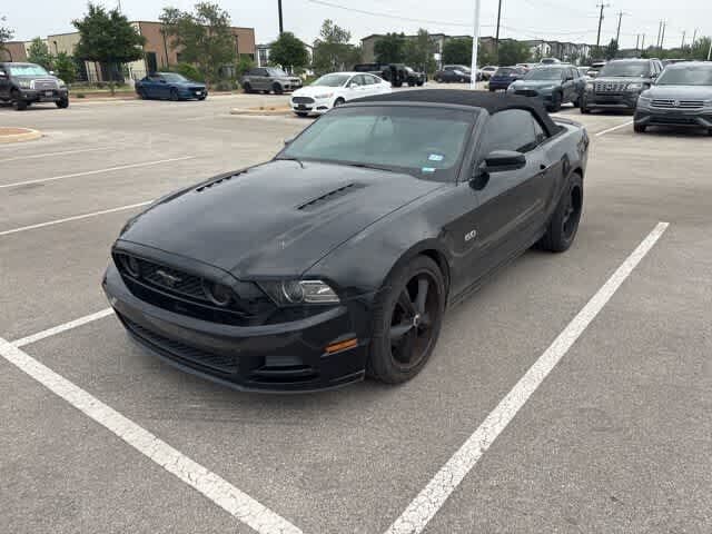 2013 FORD Mustang