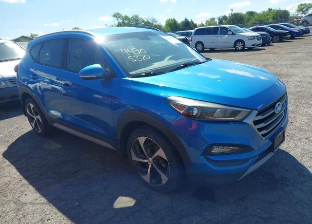 2017 HYUNDAI Tucson