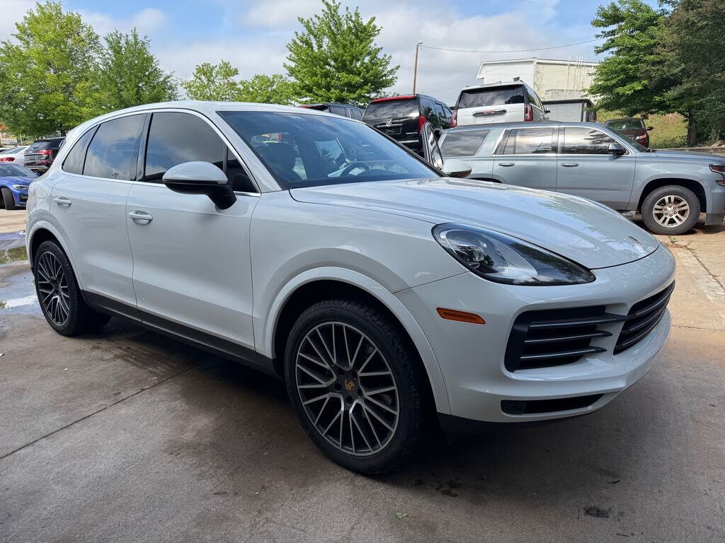 2020 PORSCHE Cayenne