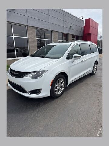 2020 CHRYSLER Pacifica
