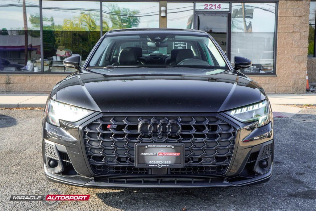 2022 Audi S8