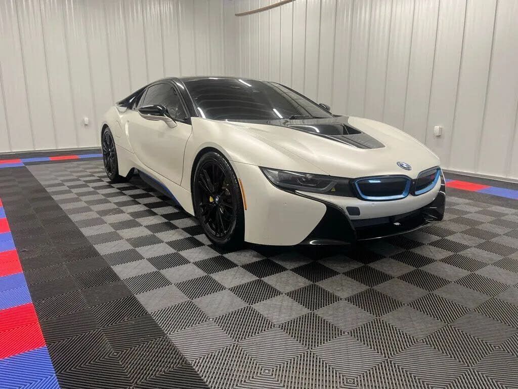 2016 BMW i8