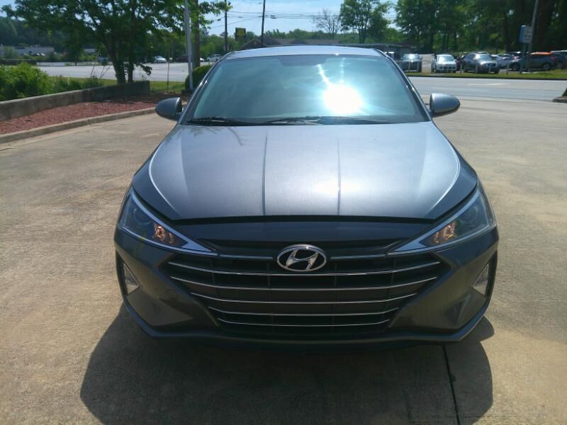 2019 HYUNDAI Elantra