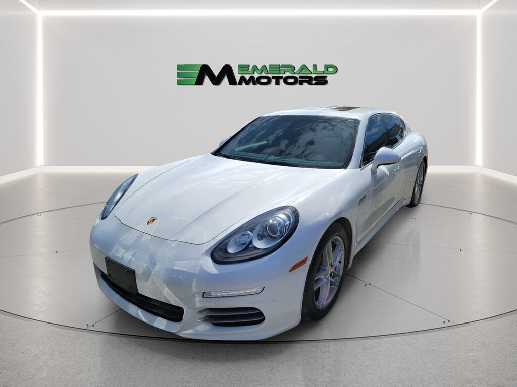 2015 PORSCHE Panamera