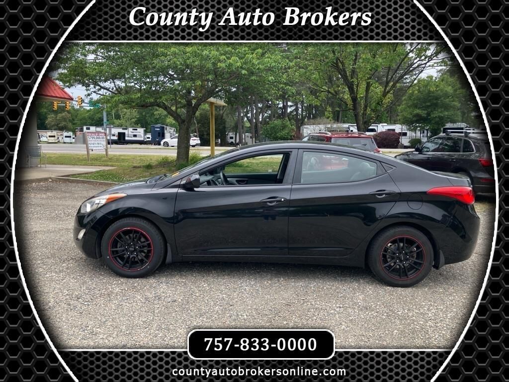 2013 HYUNDAI Elantra