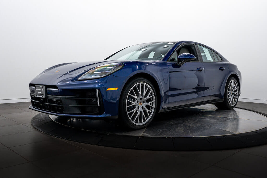 2026 PORSCHE Panamera