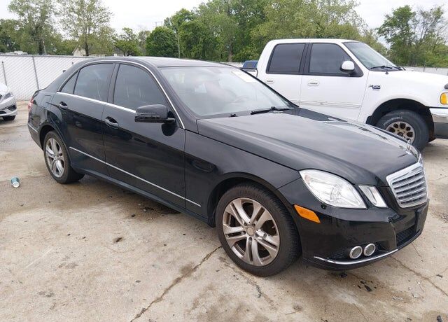 2011 MERCEDES-BENZ E-Class