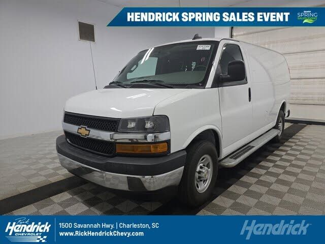 2024 CHEVROLET Express