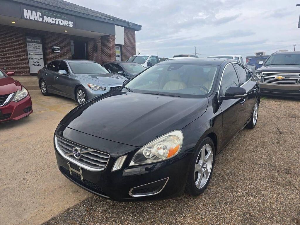 2013 VOLVO S60