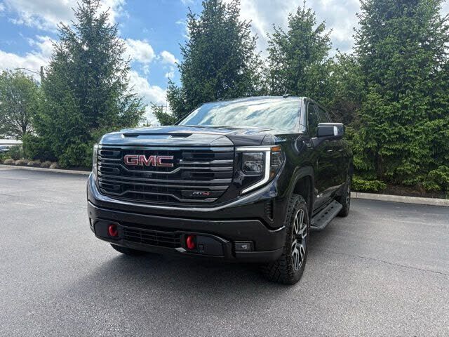 2024 GMC Sierra