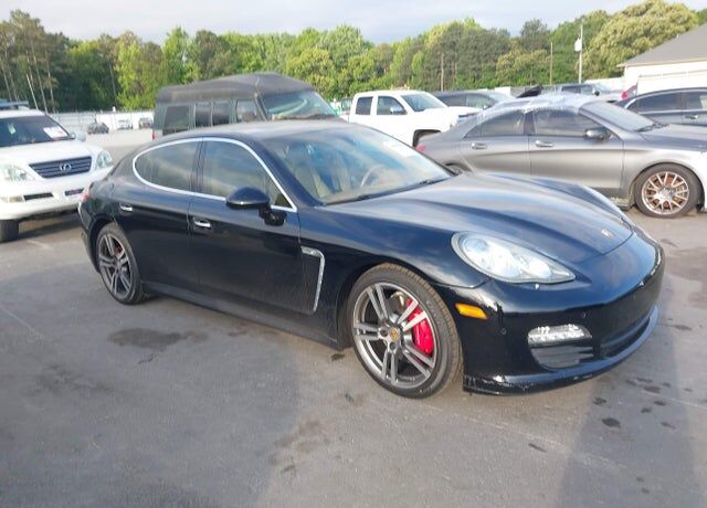 2011 PORSCHE Panamera