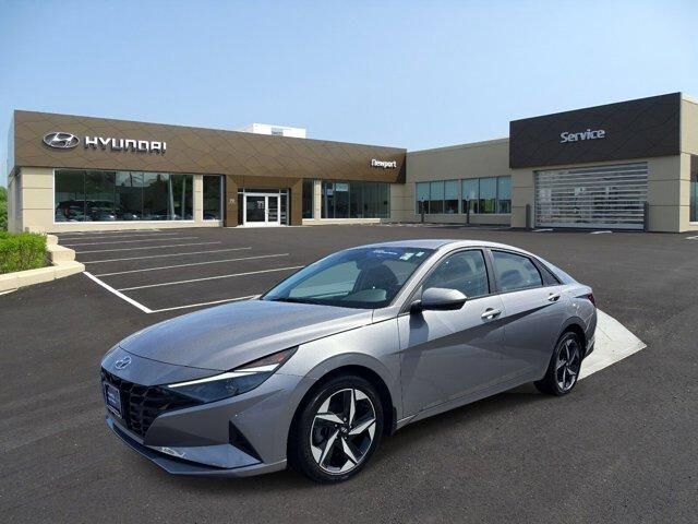 2023 HYUNDAI Elantra