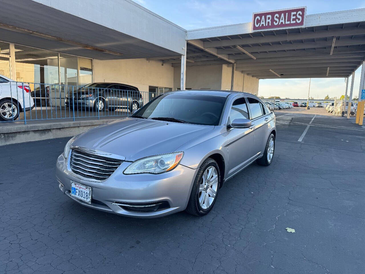2013 CHRYSLER 200