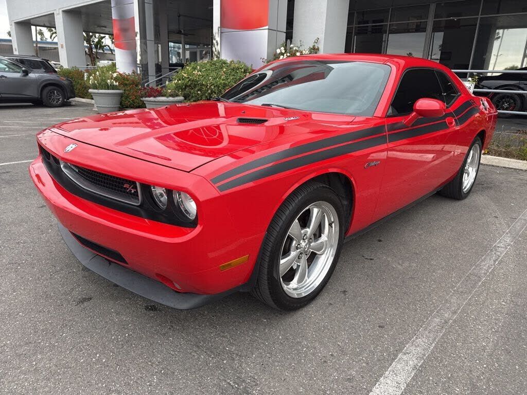 2010 DODGE Challenger