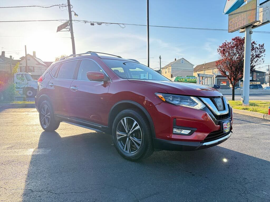 2017 NISSAN Rogue